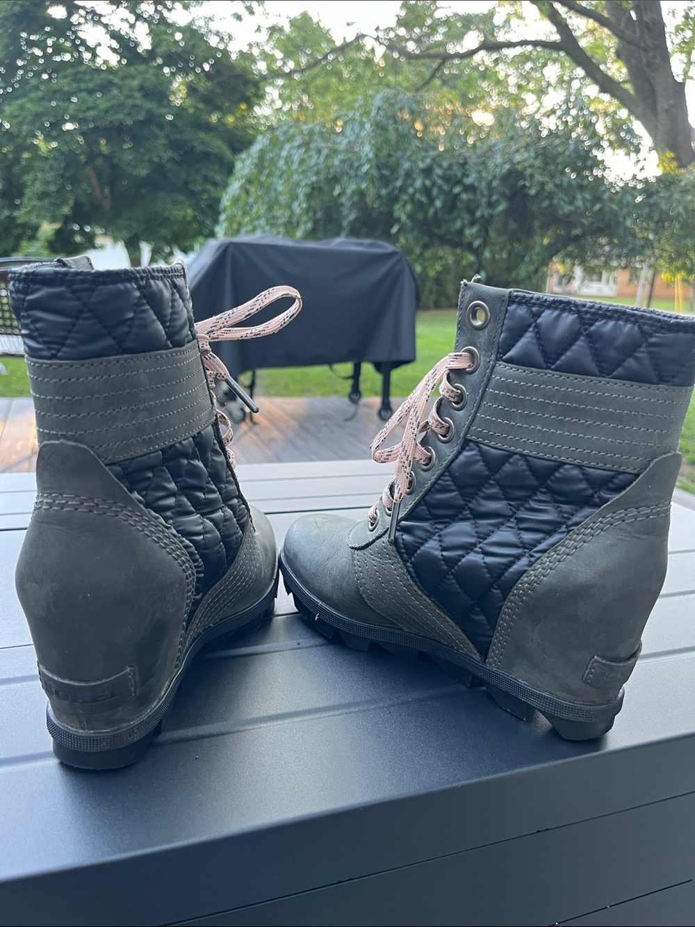 SOREL Joan of Arctic Wedge II Quilted Boots | Olive Green | Size 6.5 - Picture 4 of 5